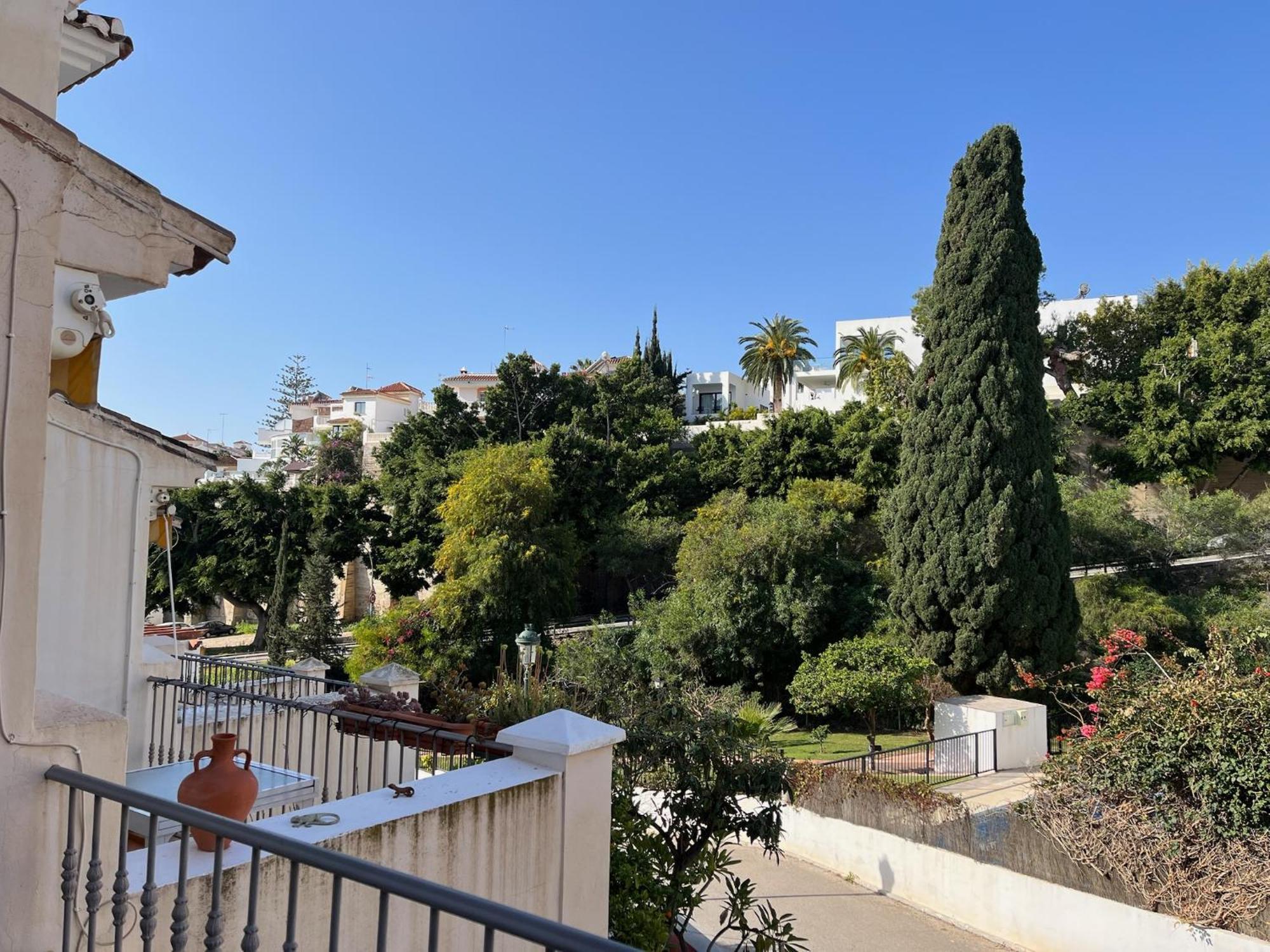 Вілла Nerja 4 Екстер'єр фото
