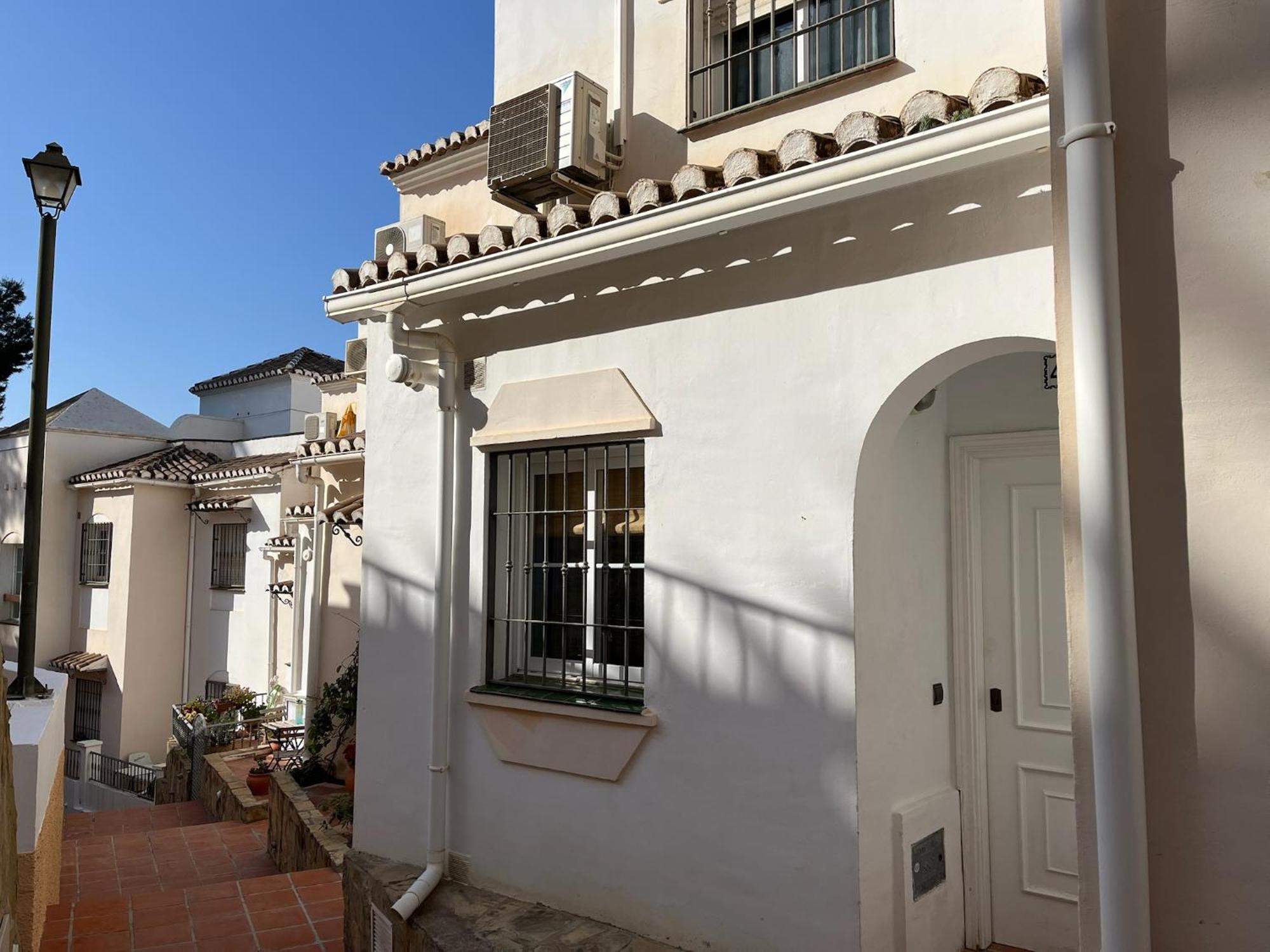 Вілла Nerja 4 Екстер'єр фото